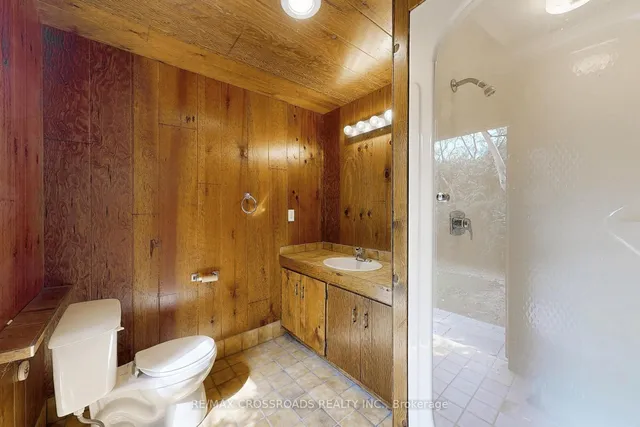 Additional image 42 of 58 Cosmic Dr