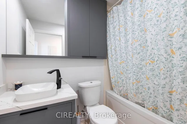 Additional image 19 of 18 Holmes Ave Unit UPH02