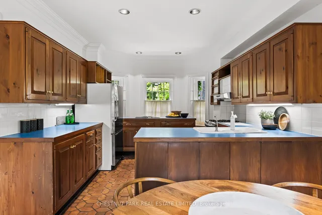 Additional image 15 of 49 Roxborough St