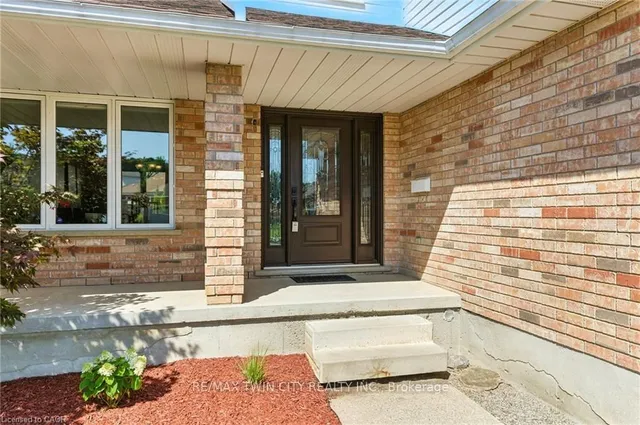 Additional image 4 of 62 Zeller Dr