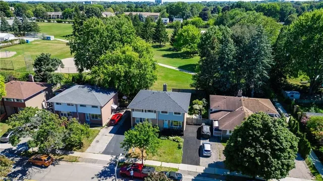 Additional image 45 of 73 Overlea Dr