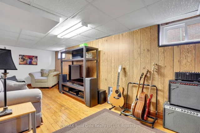 Additional image 29 of 142 Lancaster St