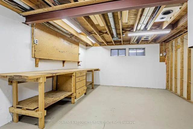 Additional image 36 of 123 Lord Seaton Rd