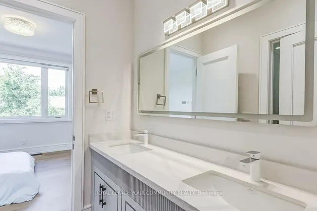 Additional image 22 of 2 Hemford Cres