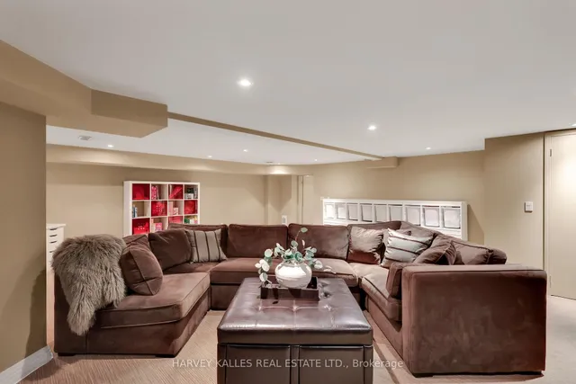 Additional image 43 of 99 Bideford Ave