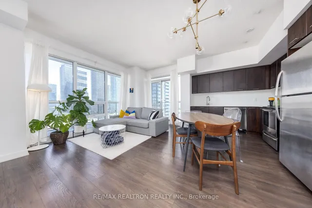 Additional image 3 of 2220 Lakeshore Blvd Unit 1607