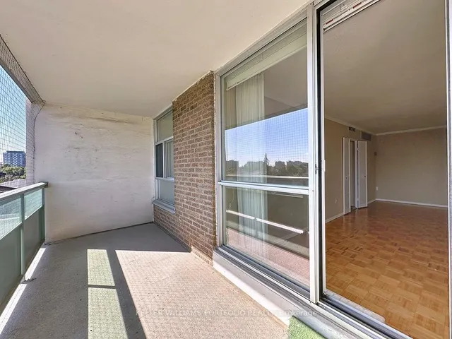 Additional image 18 of 44 Longbourne Dr Unit 404