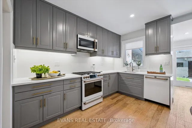 Additional image 8 of 25 Uxbridge Ave