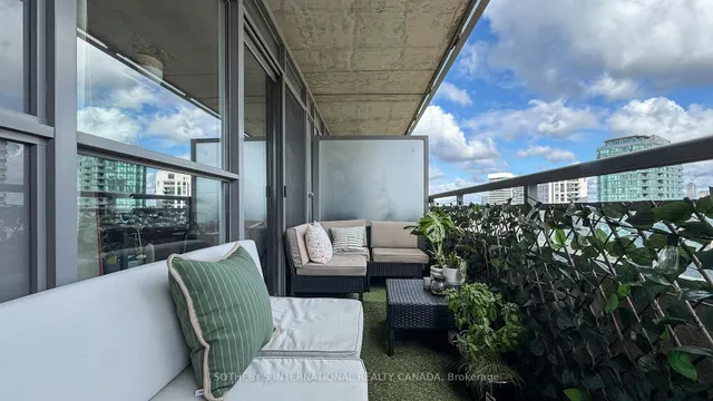 Additional image 20 of 38 Joe Shuster Way Unit 1123