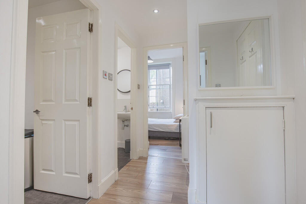 Additional image 4 of Crown Street Flat C, Aberdeen