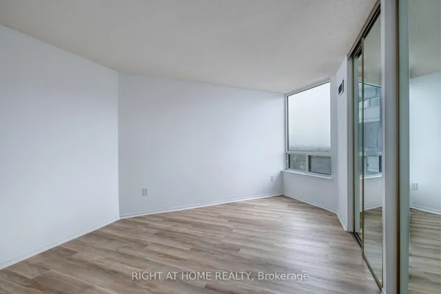 Additional image 20 of 330 Alton Towers Circ Unit PH201