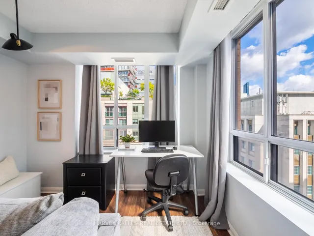 Additional image 15 of 140 Simcoe St Unit 1309