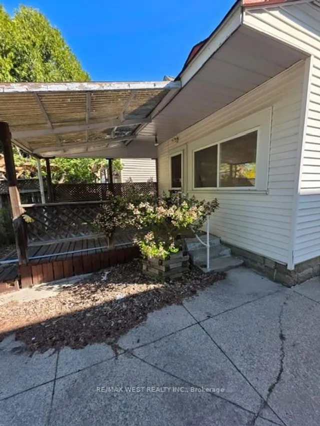 Additional image 15 of 160 King Edward Ave