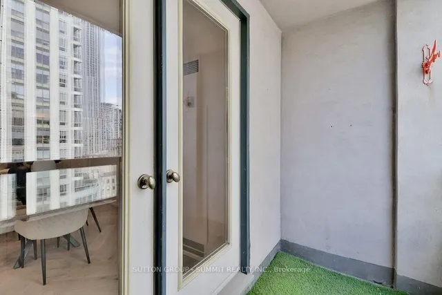 Additional image 12 of 102 Bloor St Unit Ph07