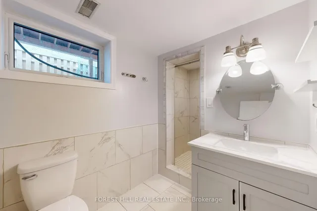 Additional image 33 of 14 Ilfracombe Cres