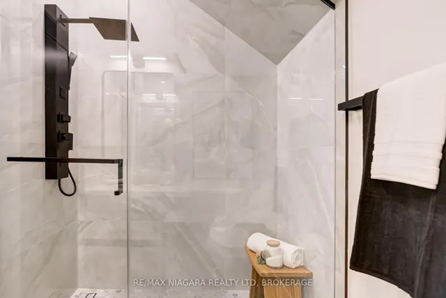 Additional image 27 of 95 Kimberley Ave