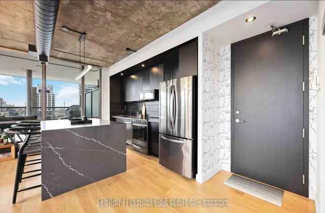 Additional image 6 of 33 Mill St Unit 807