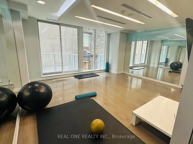 Additional image 7 of 126 Simcoe St Unit 2007