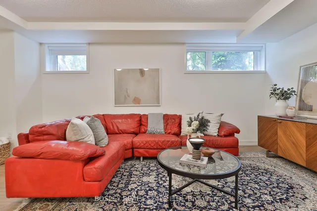 Additional image 31 of 39 Florence St Unit TH8