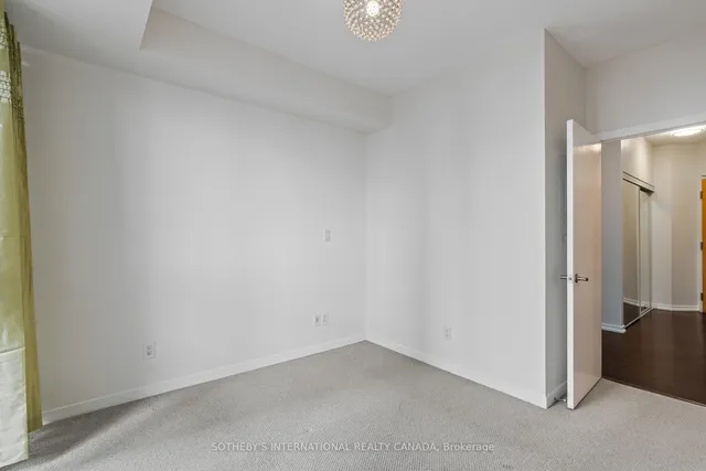 Additional image 32 of 55 Bremner Blvd Unit 2701