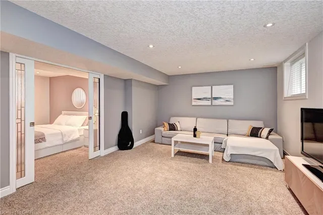 Additional image 42 of 72 Helena Feasby St