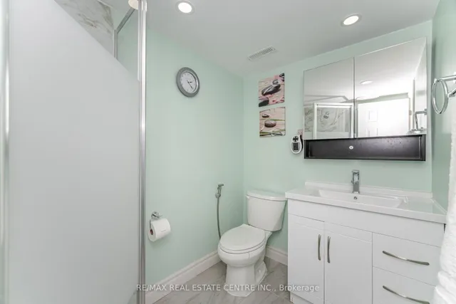 Additional image 38 of 19 Seneca Dr