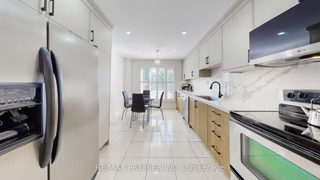 Additional image 12 of 16 Magdalena Crt