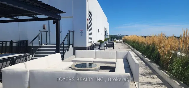 Additional image 23 of 1630 Queen St Unit 314