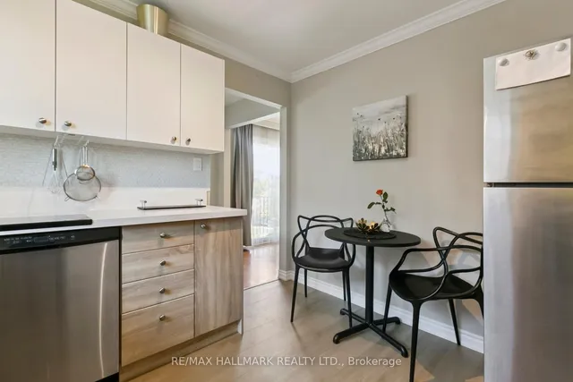 Additional image 16 of 13 Fonthill Pl