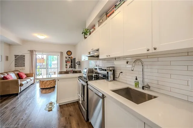 Additional image 15 of 164 Heiman St Unit 5C