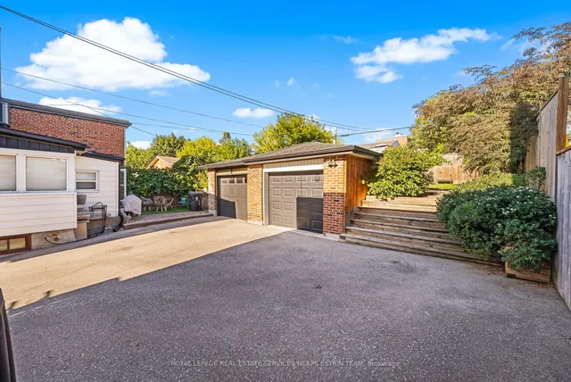 Additional image 35 of 247 Blackthorn Ave