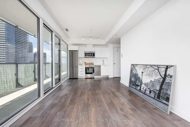 Additional image 7 of 42 Charles St Unit 4403