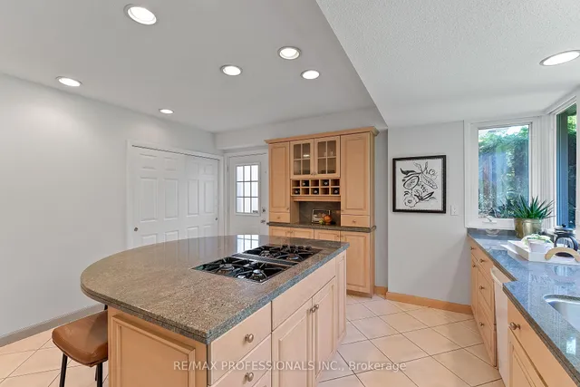 Additional image 18 of 28 Colwood Rd