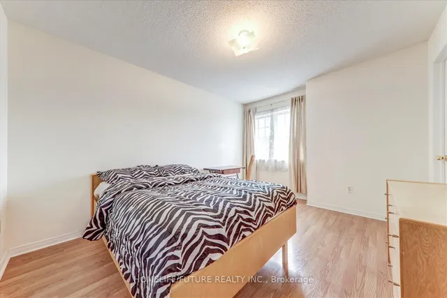 Additional image 26 of 6 Guillet St