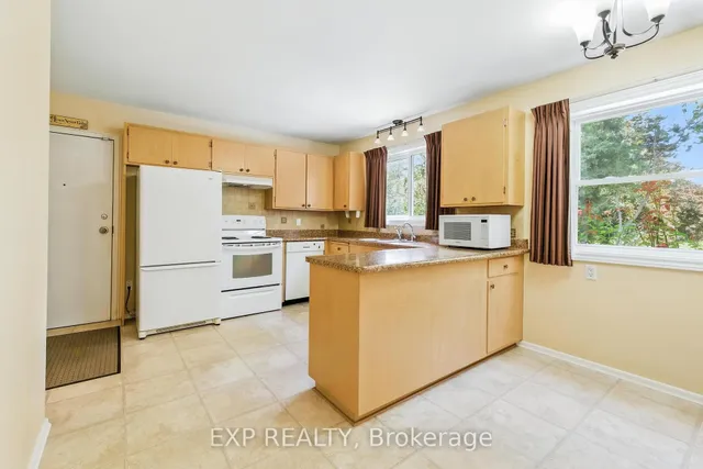 Additional image 16 of 36 Marquette Dr