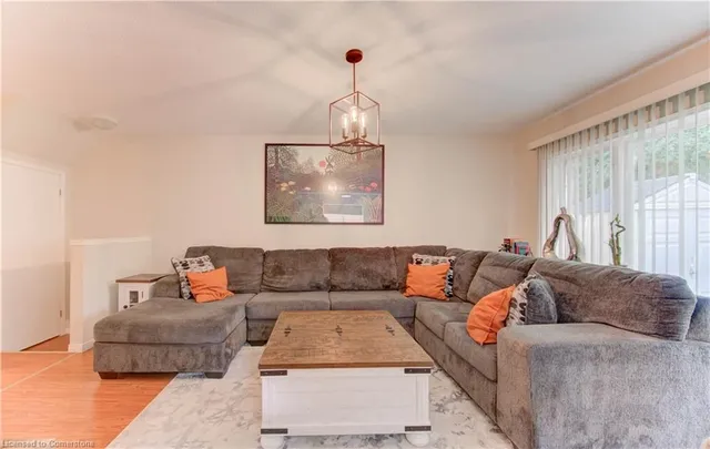 Additional image 12 of 916 Veronica Crt