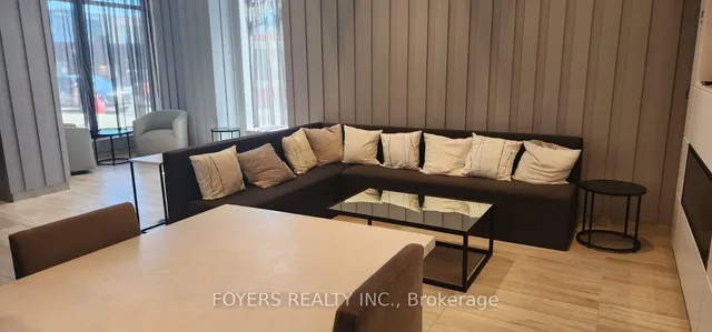 Additional image 27 of 1630 Queen St Unit 314