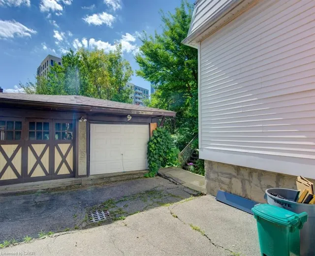 Additional image 43 of 43 Irvin St