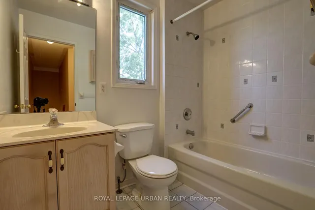 Additional image 24 of 28 Rosebank Dr Unit 1015