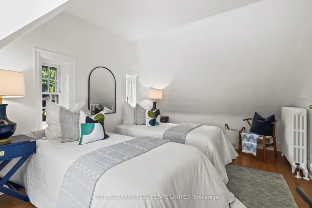 Additional image 45 of 49 Roxborough St