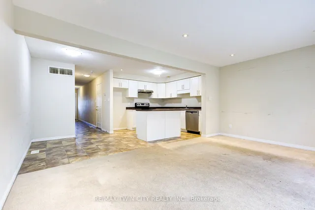 Additional image 14 of 29 Grand Flats Tr