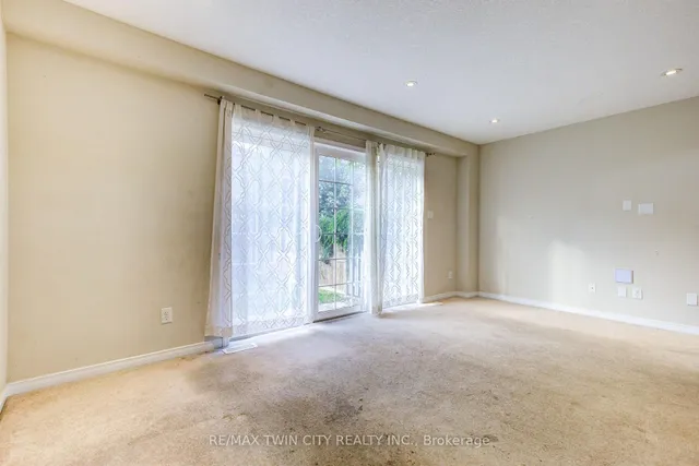 Additional image 16 of 29 Grand Flats Tr