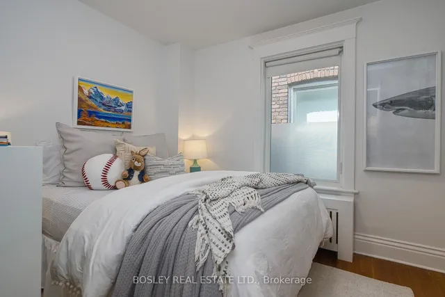 Additional image 31 of 10 Herman Ave