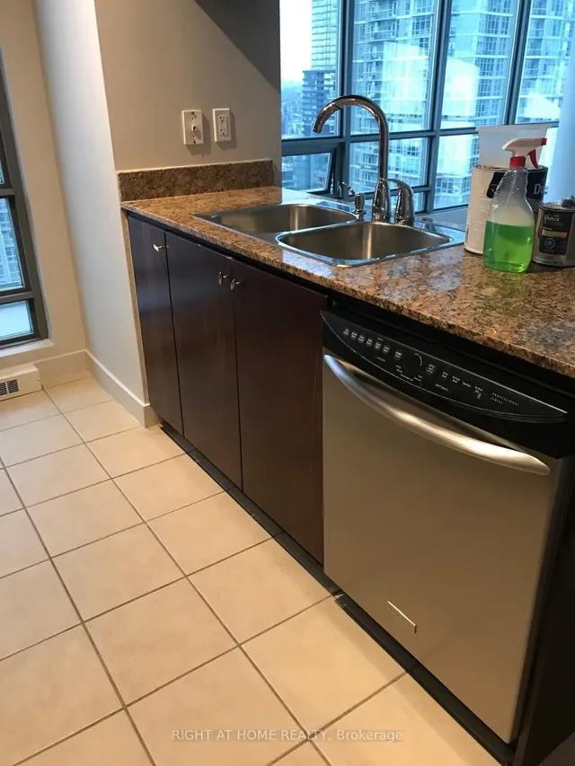 Additional image 12 of 5 Mariner Terr Unit 3007