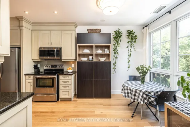 Additional image 10 of 20 Burkebrook Pl Unit 334