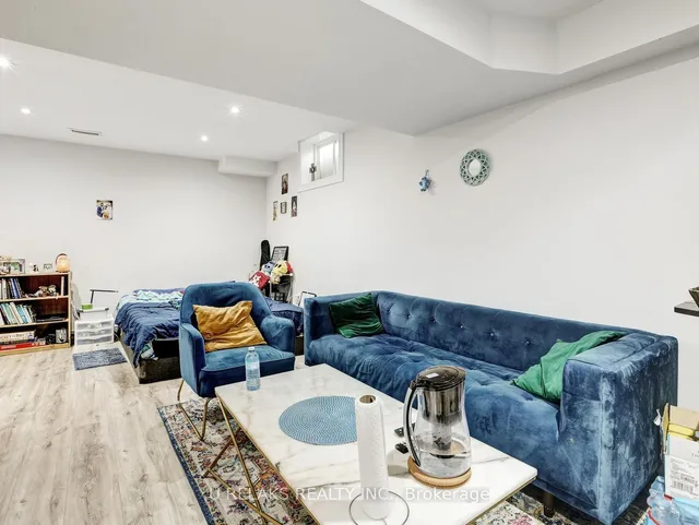 Additional image 39 of 209 Briarmeadow Dr