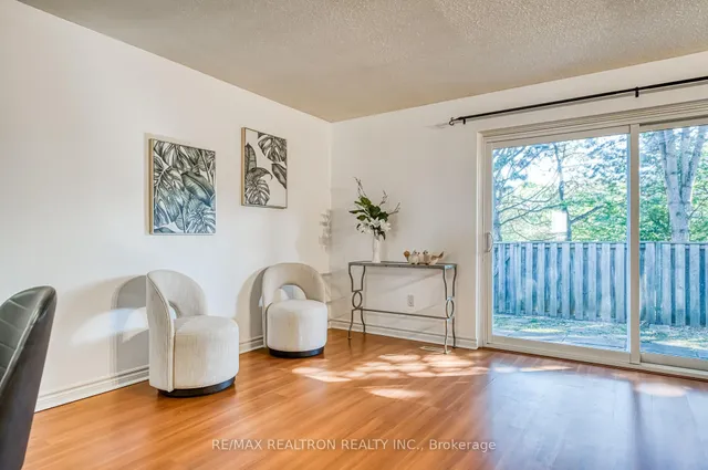 Additional image 14 of 91 L'Amoreaux Dr Unit 79