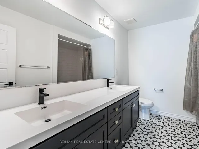 Additional image 33 of 71 Routley St