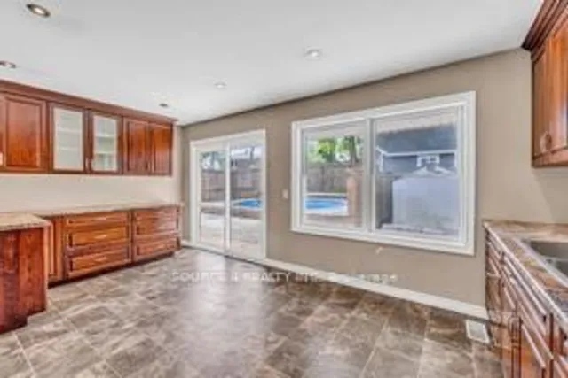 Additional image 11 of 35 Vista Cres