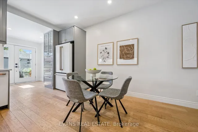 Additional image 7 of 25 Uxbridge Ave